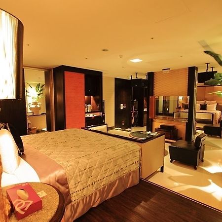Discovery Motel - Nangang Tajpej Zewnętrze zdjęcie