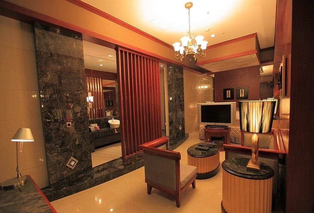 Discovery Motel - Nangang Tajpej Zewnętrze zdjęcie