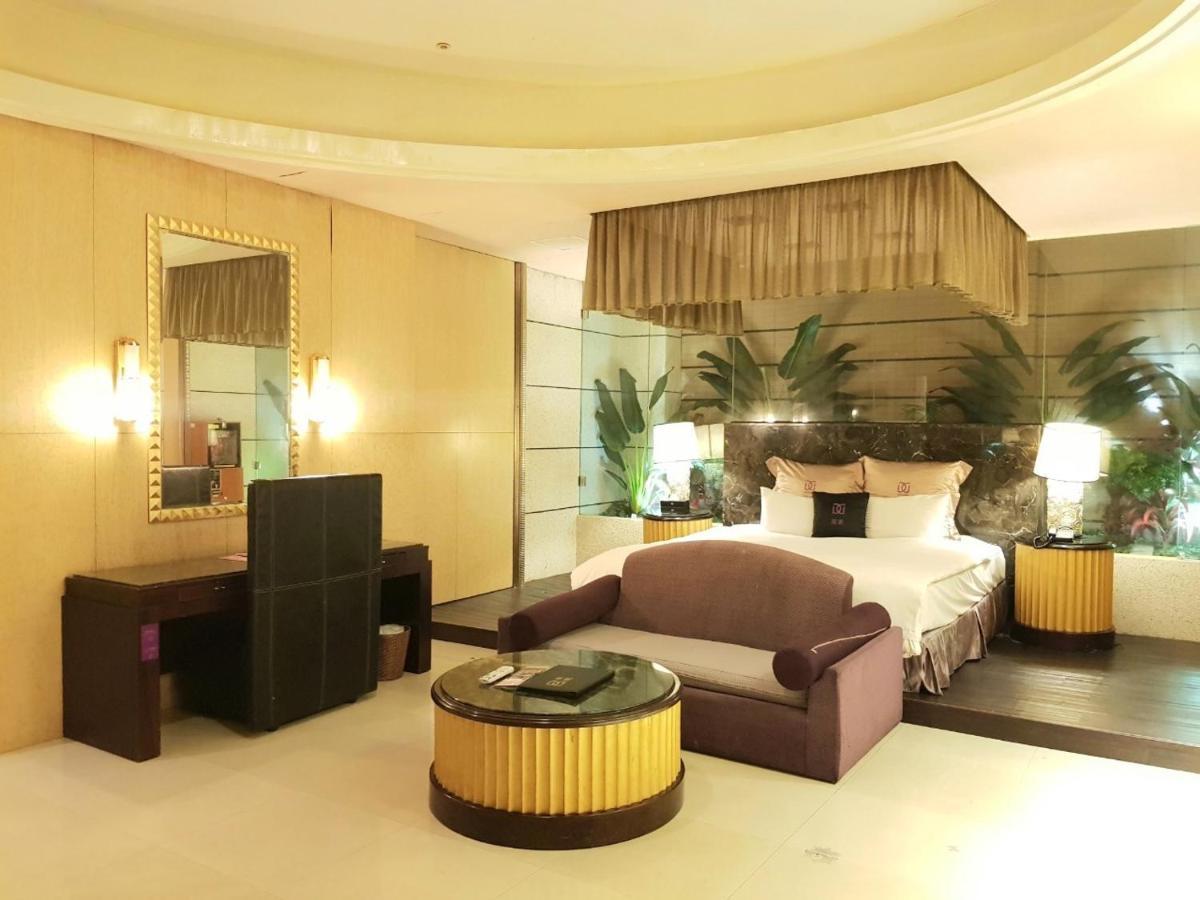 Discovery Motel - Nangang Tajpej Zewnętrze zdjęcie