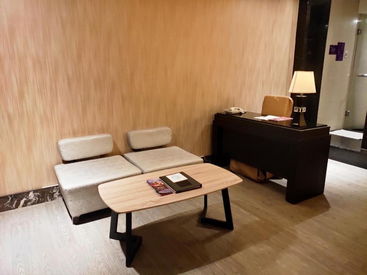 Discovery Motel - Nangang Tajpej Zewnętrze zdjęcie